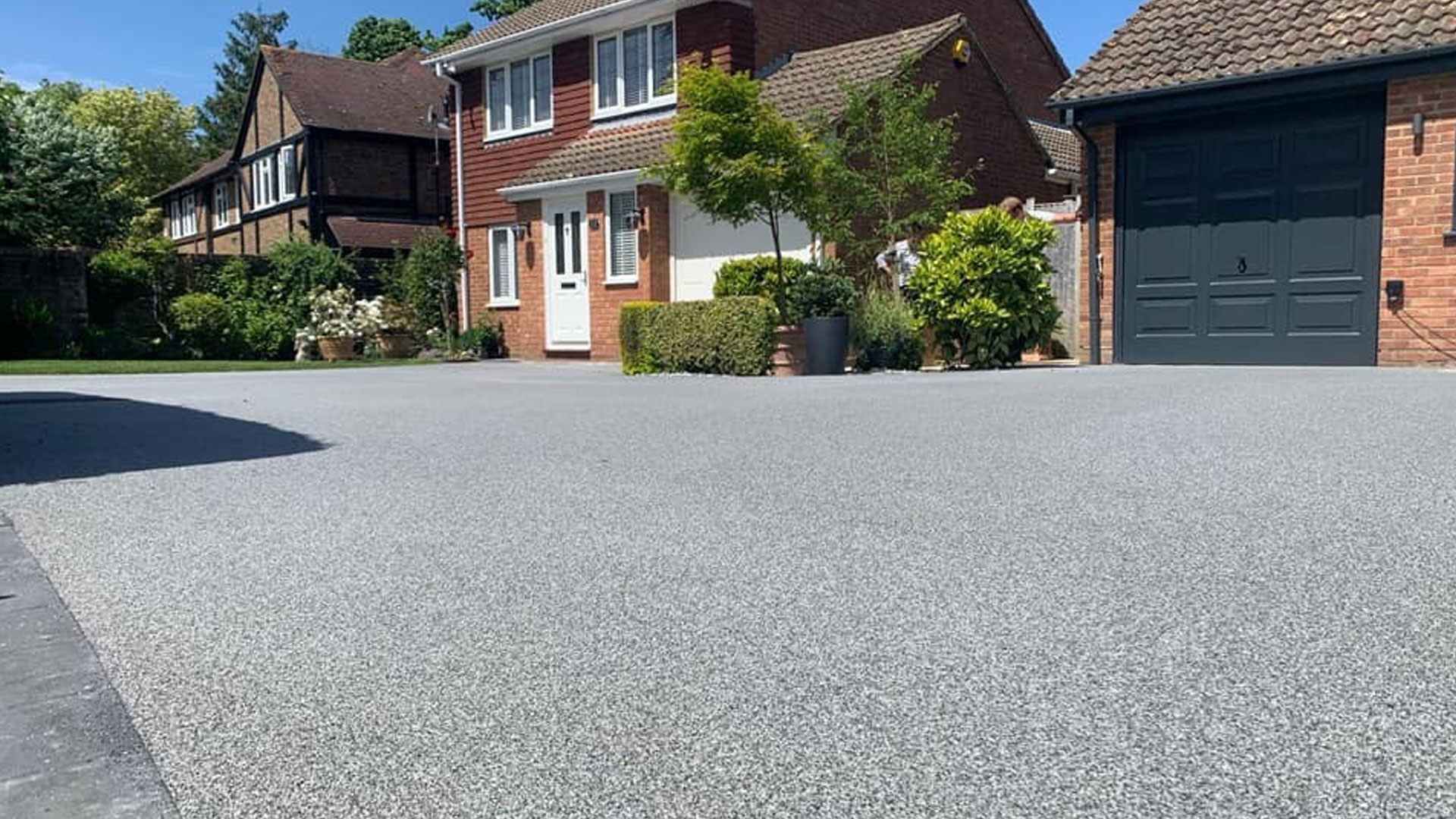    A NorthWest Resin Driveway offers a durable, aesthetically pleasing, and low-maintenance surface. Proper planning, preparation, and execution are crucial for a successful installation. By following these steps, we achieve a professional and lasting result.<br>